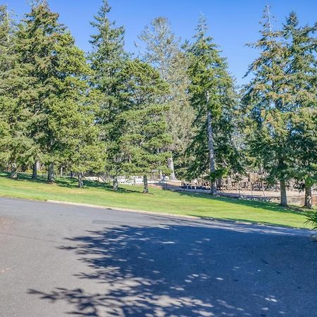 Regatta Park Lake House Lincoln City Buitenkant foto