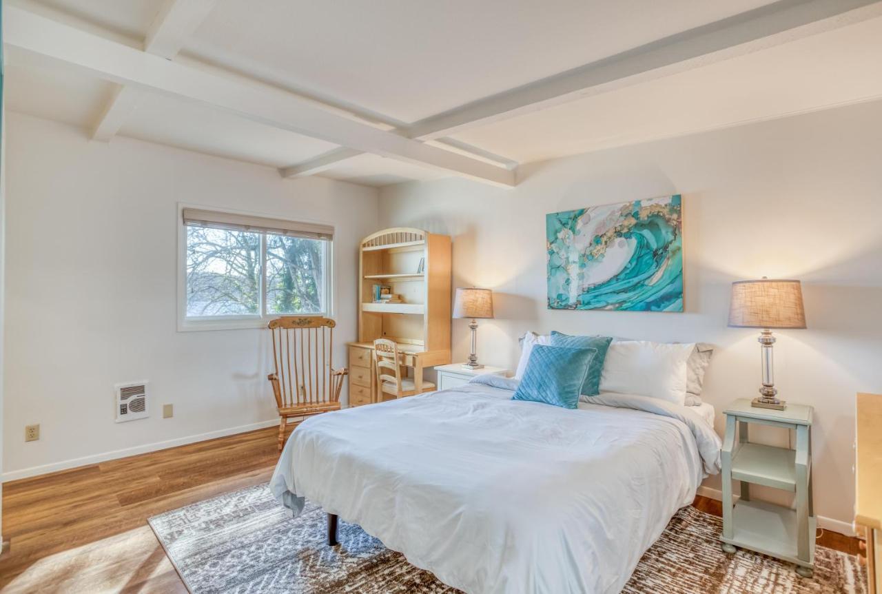 Regatta Park Lake House Lincoln City Buitenkant foto