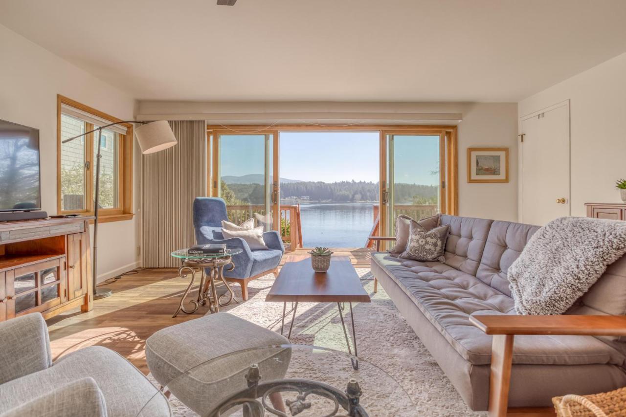 Regatta Park Lake House Lincoln City Buitenkant foto