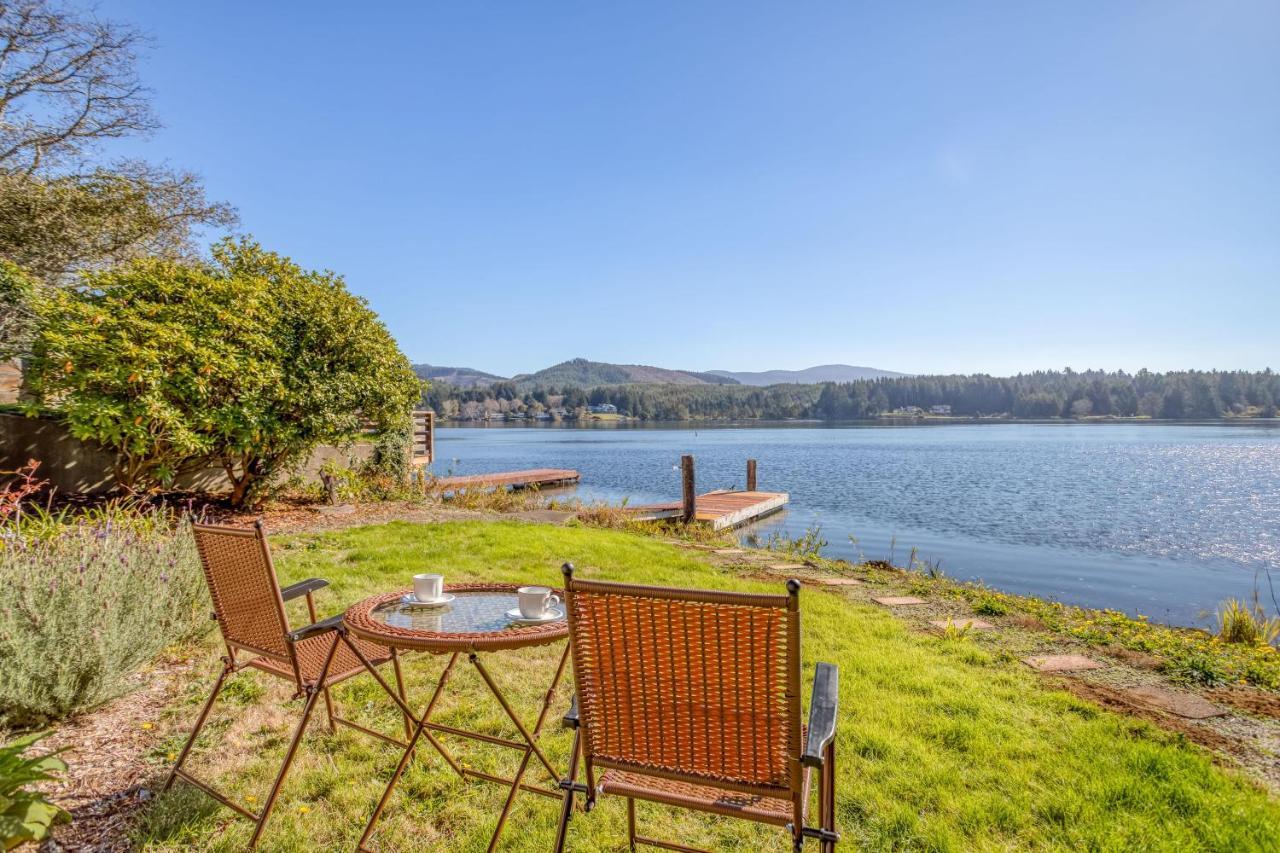 Regatta Park Lake House Lincoln City Buitenkant foto