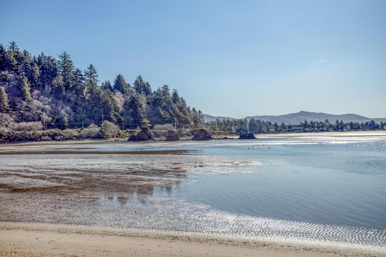 Regatta Park Lake House Lincoln City Buitenkant foto