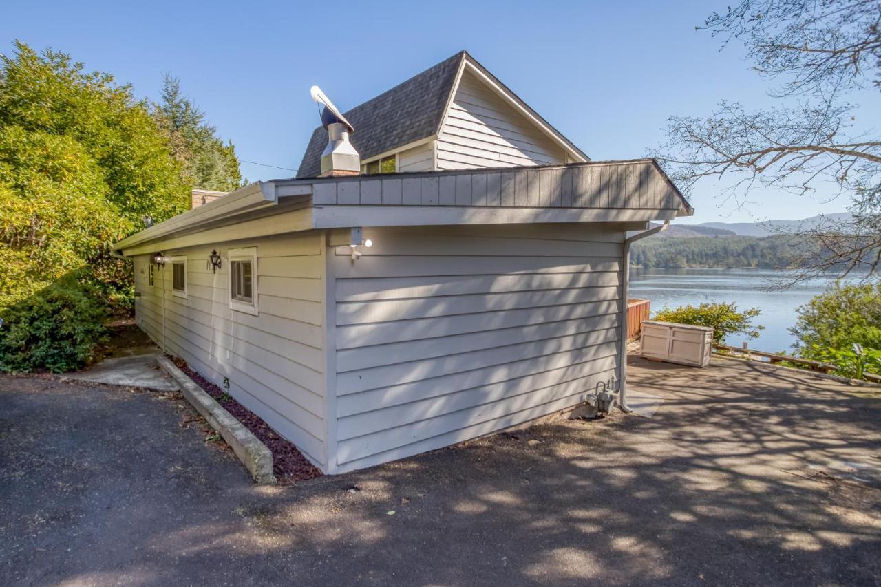 Regatta Park Lake House Lincoln City Buitenkant foto